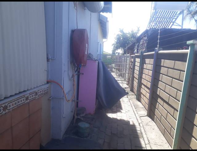 362M² BUSINESS FOR SALE IN RUSTENBURG NORTH